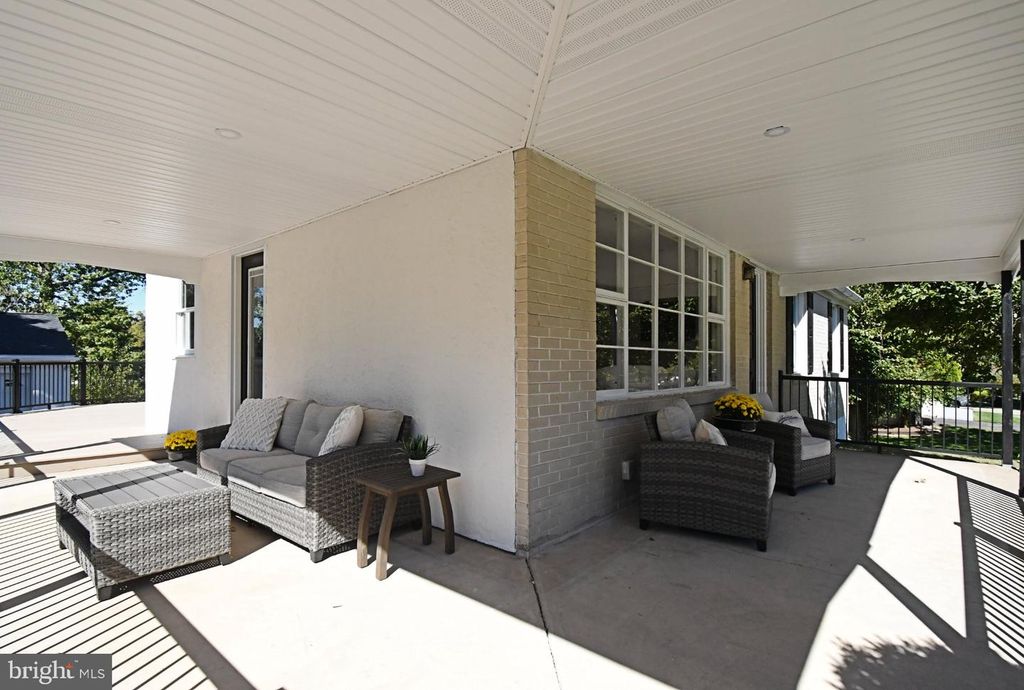 75 W MOUNT KIRK AVE #, EAGLEVILLE, PA 19403 — photo 3