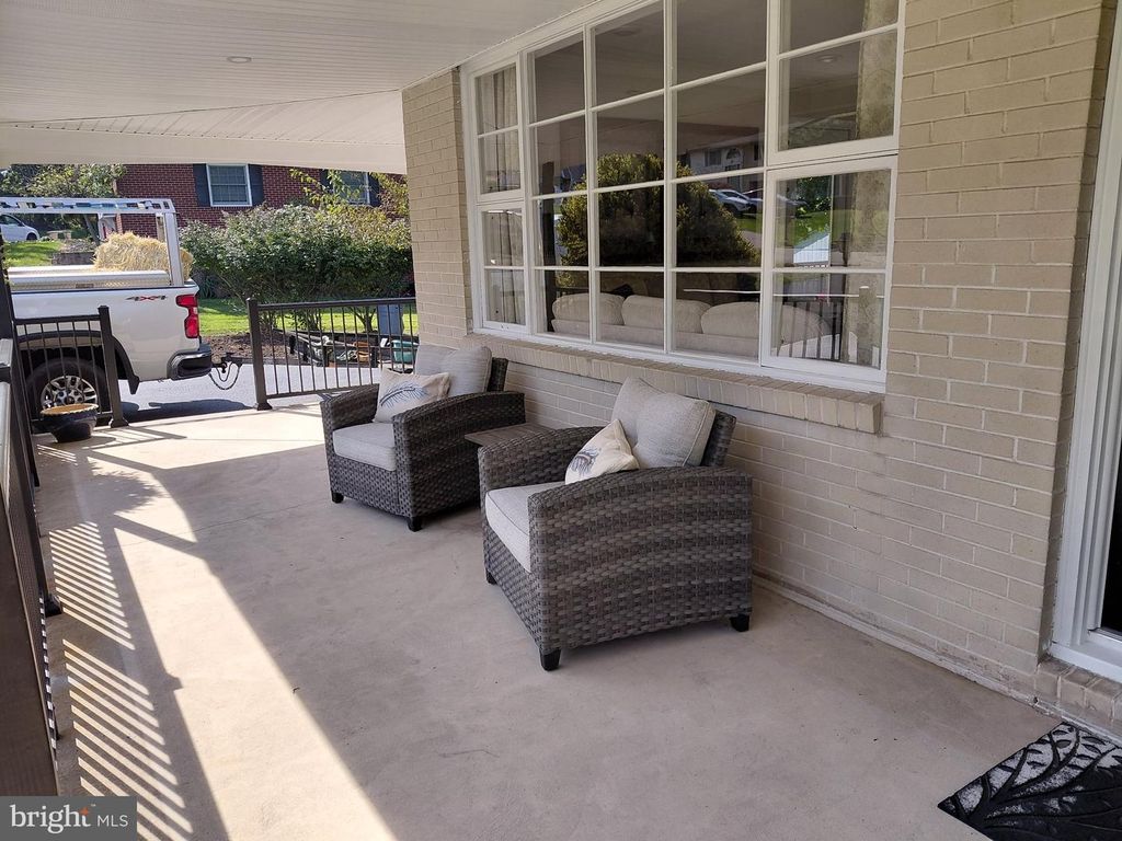 75 W MOUNT KIRK AVE #, EAGLEVILLE, PA 19403 — photo 4