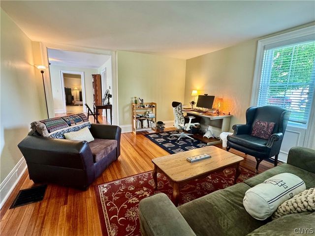 71 College Street, Kirkland, NY 13323