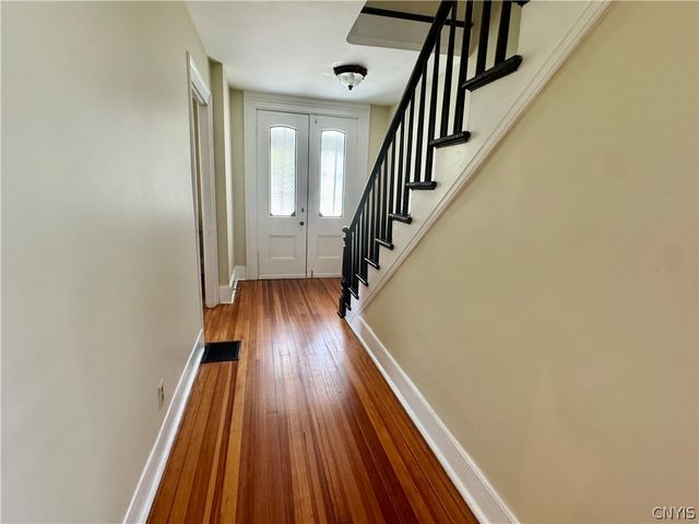 71 College Street, Kirkland, NY 13323
