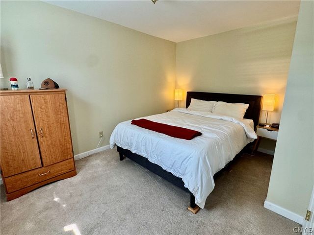 71 College Street, Kirkland, NY 13323