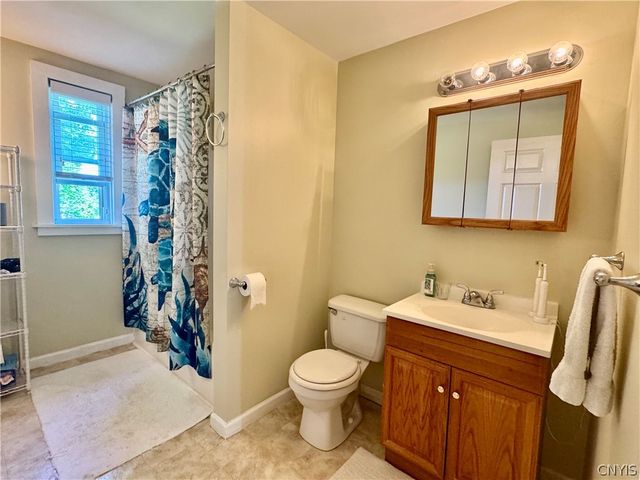71 College Street, Kirkland, NY 13323