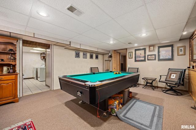 102 BITTERSWEET Lane, East Peoria, IL 61611