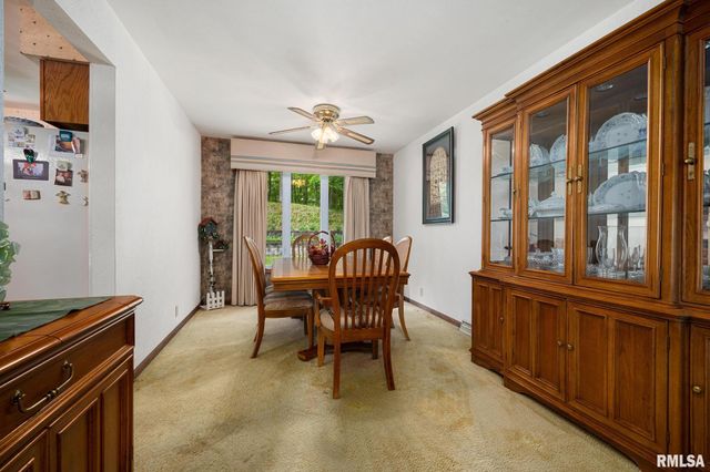 102 BITTERSWEET Lane, East Peoria, IL 61611