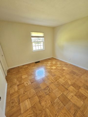 2003 Windsor Drive 2003, Framingham, MA 01701