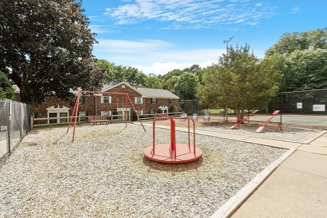 2003 Windsor Drive 2003, Framingham, MA 01701