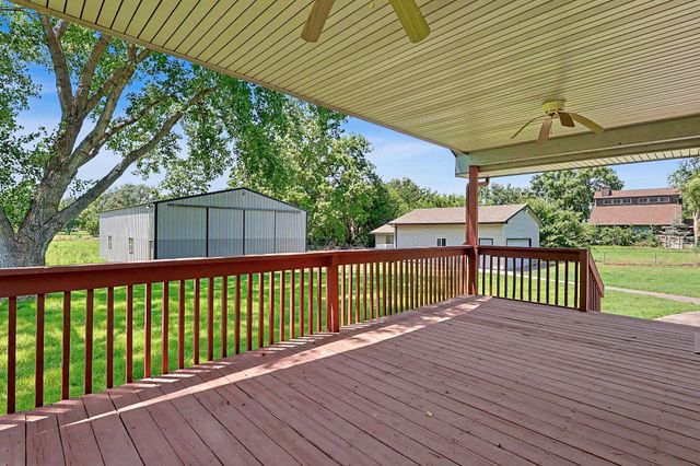 8425 S Lulu Ave, Haysville, KS 67060