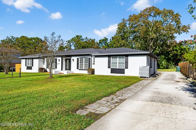 6201 GRAYLING Drive, Jacksonville, FL 32256