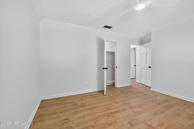 6201 GRAYLING Drive, Jacksonville, FL 32256