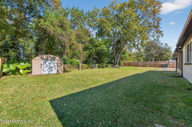 6201 GRAYLING Drive, Jacksonville, FL 32256