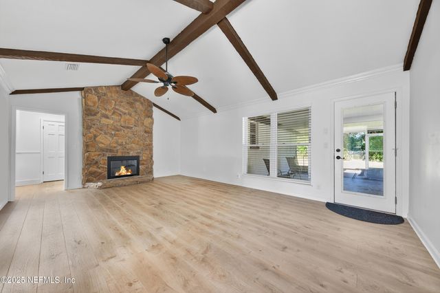 6201 GRAYLING Drive, Jacksonville, FL 32256