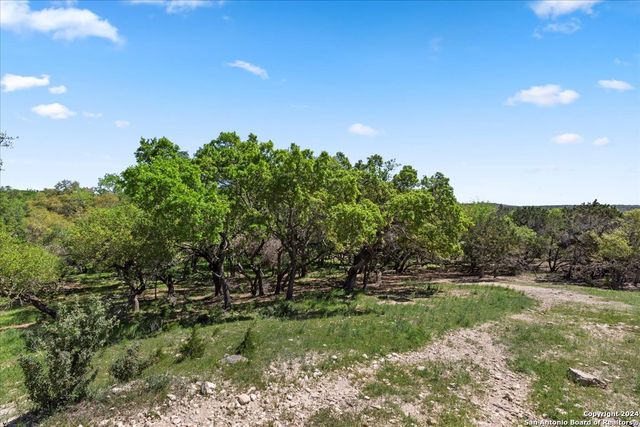 729 Rabbit Road, Wimberley, TX 78676
