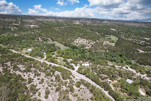 729 Rabbit Road, Wimberley, TX 78676