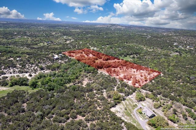 729 Rabbit Road, Wimberley, TX 78676
