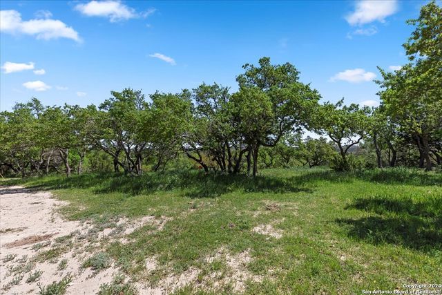 729 Rabbit Road, Wimberley, TX 78676