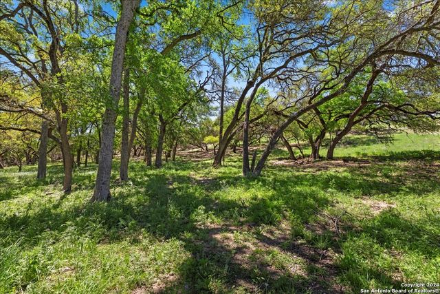 729 Rabbit Road, Wimberley, TX 78676