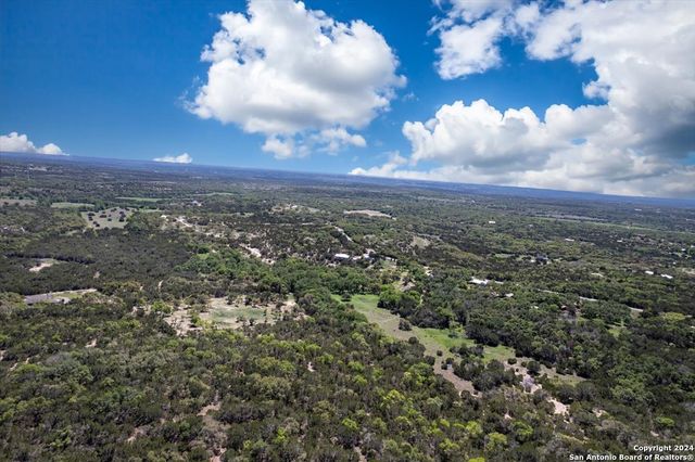 729 Rabbit Road, Wimberley, TX 78676