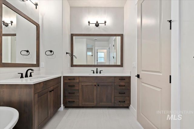 779 W Buroak Dr, Meridian, ID 83642