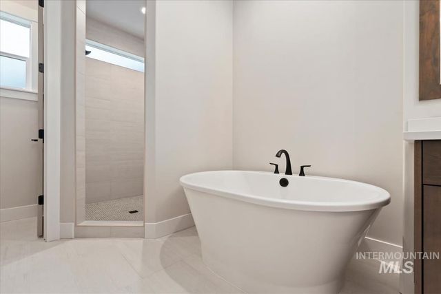 779 W Buroak Dr, Meridian, ID 83642