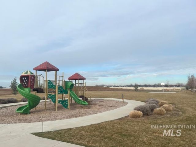 779 W Buroak Dr, Meridian, ID 83642