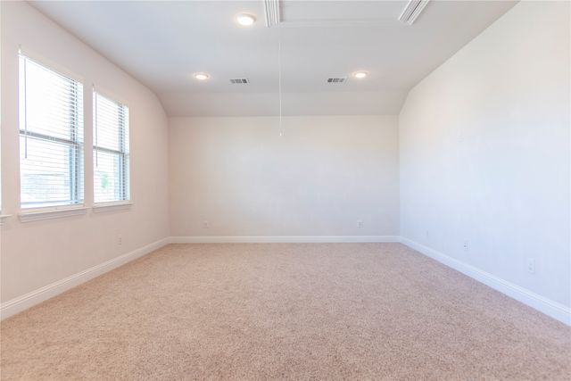 2280 Washington Drive, Carrollton, TX 75010