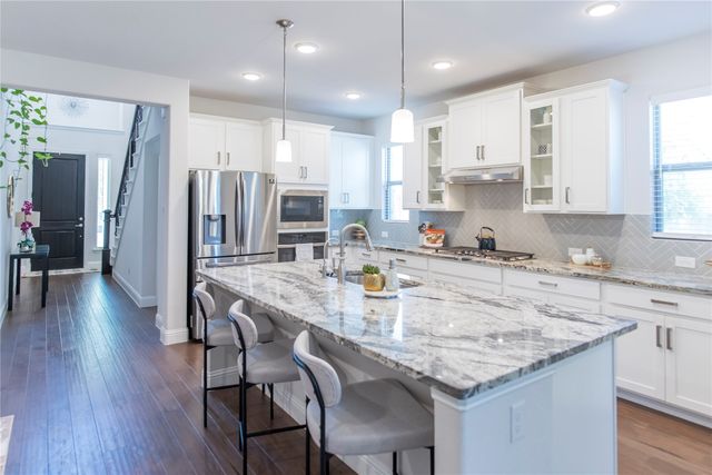 2280 Washington Drive, Carrollton, TX 75010