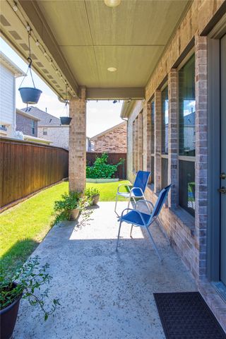 2280 Washington Drive, Carrollton, TX 75010