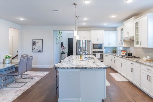 2280 Washington Drive, Carrollton, TX 75010