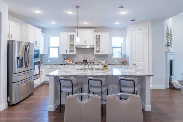 2280 Washington Drive, Carrollton, TX 75010