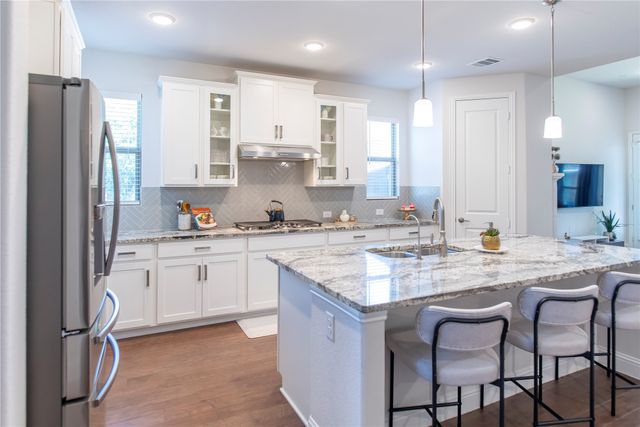2280 Washington Drive, Carrollton, TX 75010