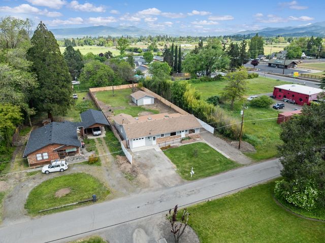 62 Winema Way, Medford, OR 97501