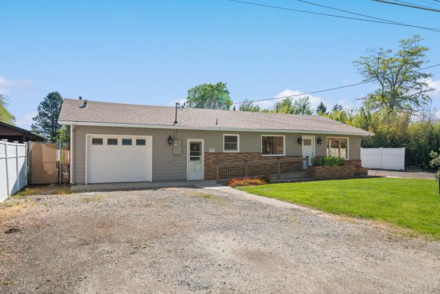 62 Winema Way, Medford, OR 97501