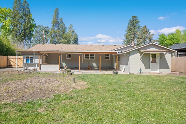 62 Winema Way, Medford, OR 97501