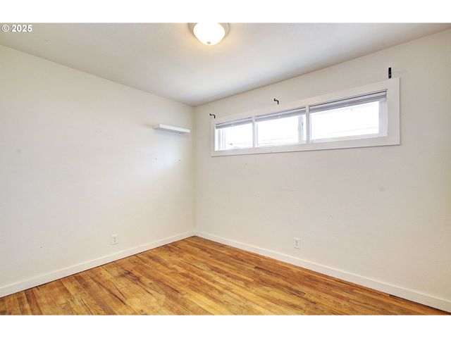 2787 MARYLAND St, Longview, WA 98632