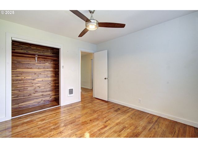 2787 MARYLAND St, Longview, WA 98632