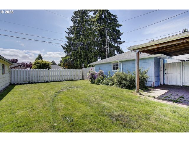 2787 MARYLAND St, Longview, WA 98632