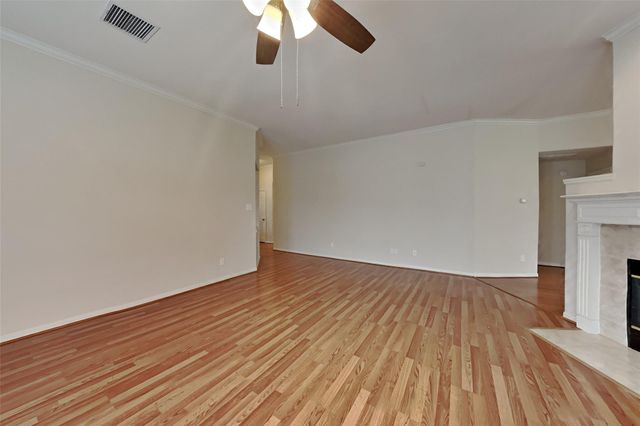 175 Merryweather Place, Conroe, TX 77384