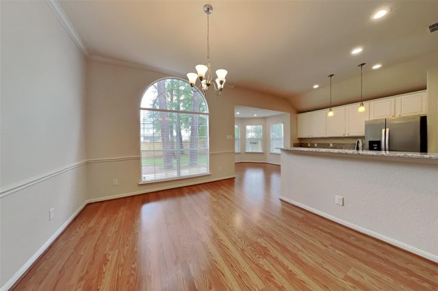 175 Merryweather Place, Conroe, TX 77384