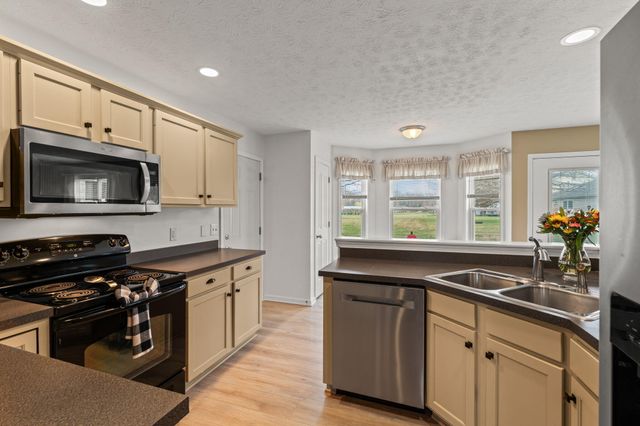 1371 Edinburgh Drive 1371 Edinburgh Drive, Troy, OH 45373