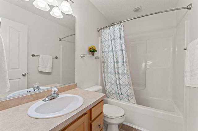 1371 Edinburgh Drive 1371 Edinburgh Drive, Troy, OH 45373