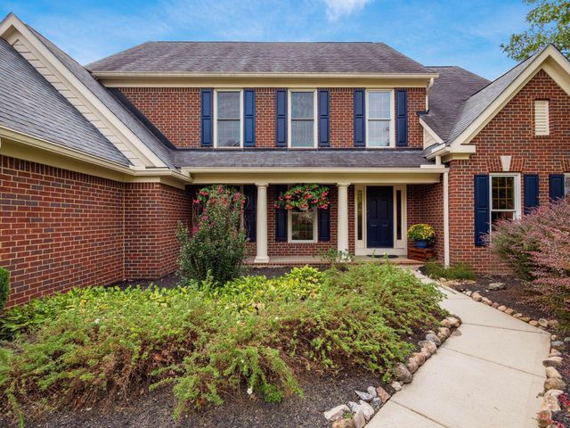 2702 Northmont Drive, Blacklick, OH 43004
