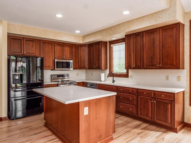 2702 Northmont Drive, Blacklick, OH 43004