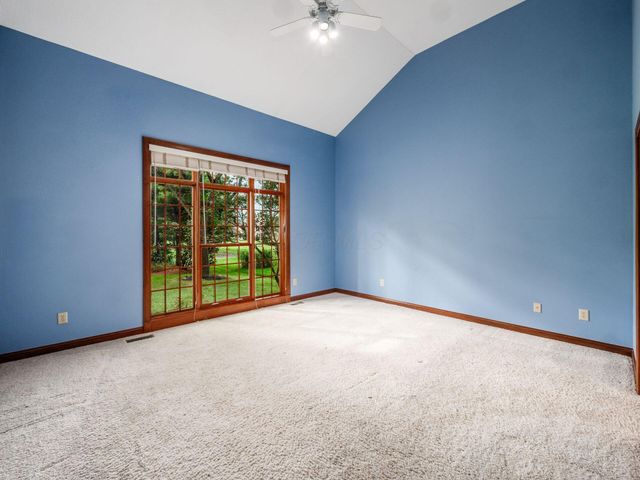 2702 Northmont Drive, Blacklick, OH 43004