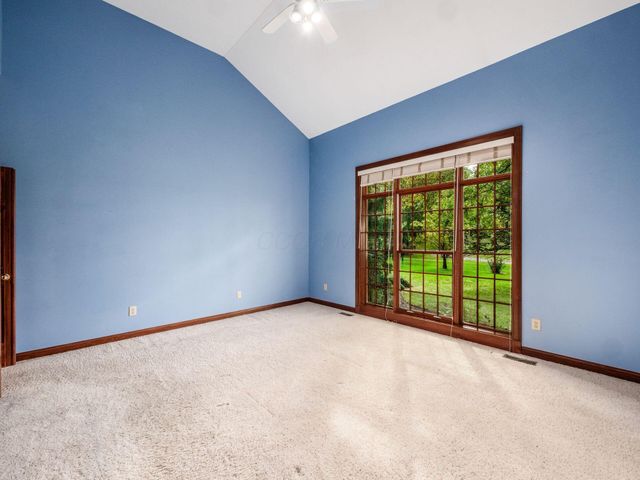 2702 Northmont Drive, Blacklick, OH 43004