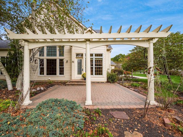 2702 Northmont Drive, Blacklick, OH 43004