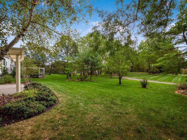 2702 Northmont Drive, Blacklick, OH 43004