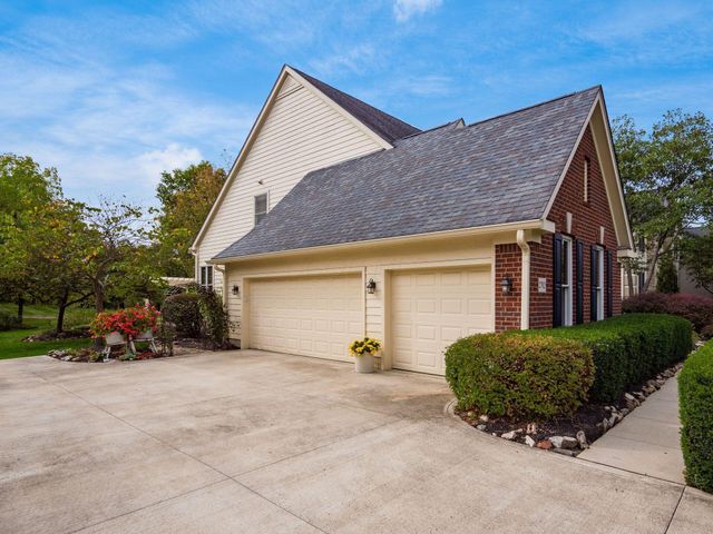 2702 Northmont Drive, Blacklick, OH 43004