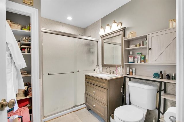 1720 63rd Street, Downers Grove, IL 60516