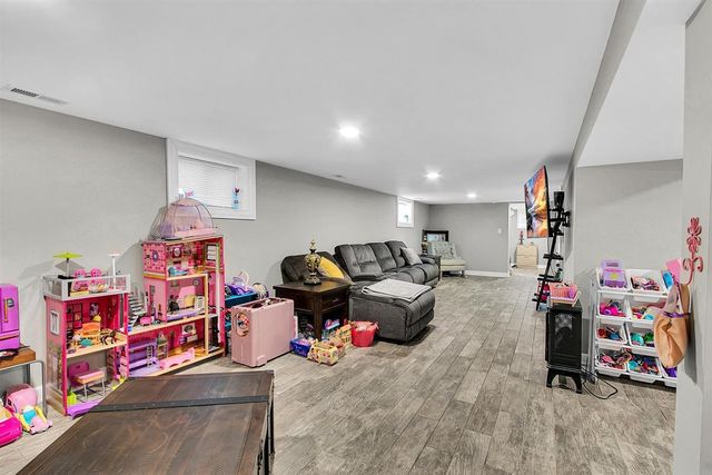1720 63rd Street, Downers Grove, IL 60516