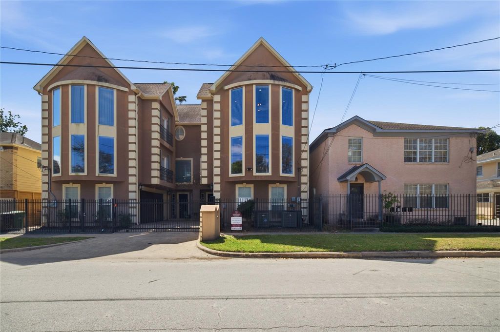 1316 Cleburne Street B, Houston, TX 77004